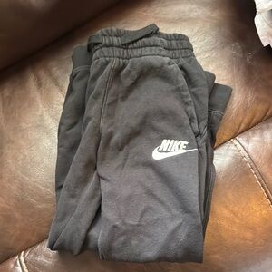 Nike Black Sweatpants Relaxed Fit